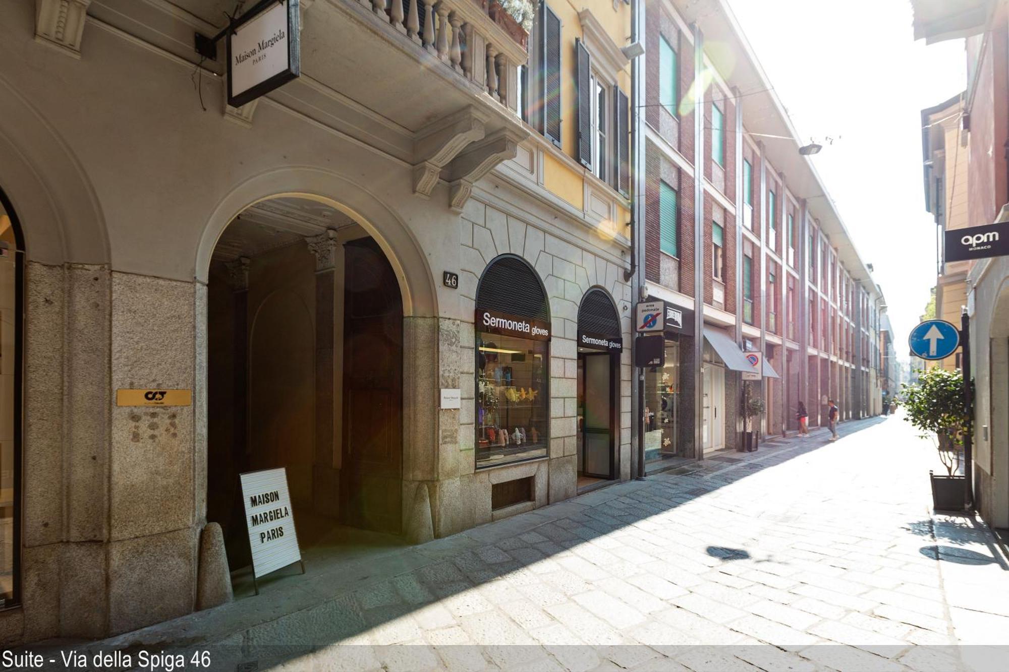 Brera Apartments In Via Della Spiga — Photos 1